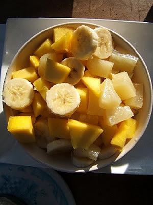 recette Crumble d'ananas , mangue et banane