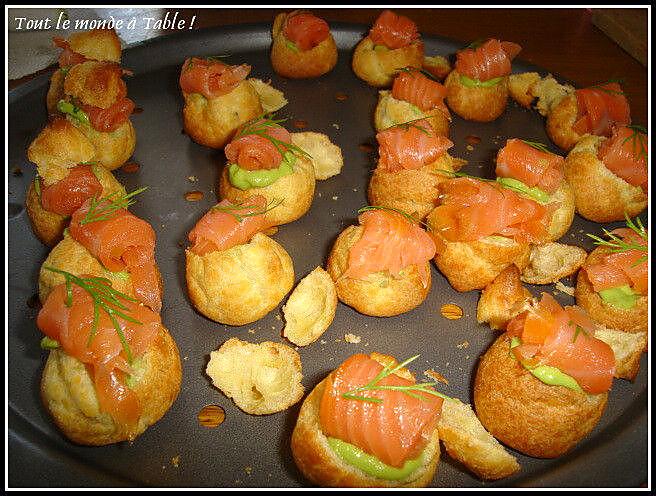 recette mini choux farcis à l'avocat et saumon fumé à l'aneth en amuses-bouche