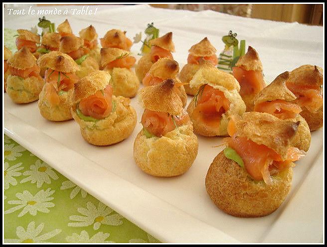 recette mini choux farcis à l'avocat et saumon fumé à l'aneth en amuses-bouche