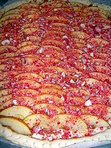 recette Ooo Tarte feuilletée aux pommes, pralines roses et pâte de spéculoos ooO