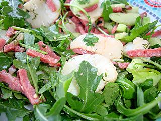 recette Salade tiède de Saint-Jacques aux lardons et vinaigre de vin de framboises - Minceur!!!