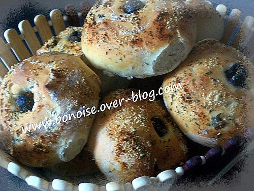 recette pain aux olives et aux herbes excellent