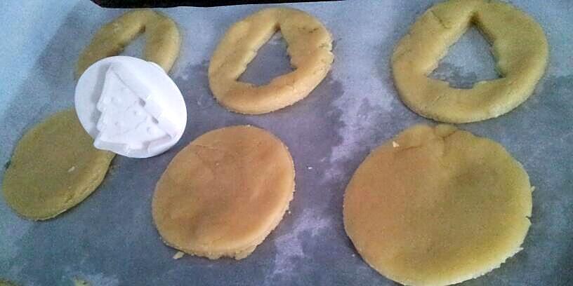 recette Mes premiers *sapin* sablés de noel avec Maman