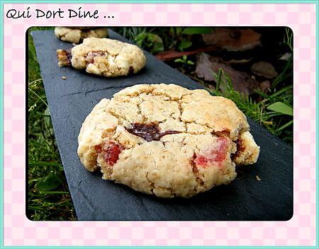 recette Ooo Cookies fraises , carambar et chocolat blanc ooO