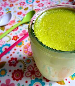 Yaourts à la pistache et lait de coco
