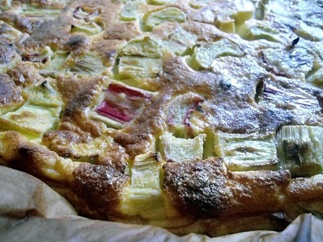 recette TARTE A LA RHUBARBE ET AU MASCARPONE