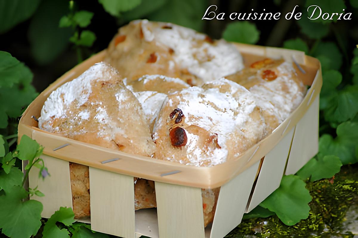 recette Petits pains au cumin et raisins secs