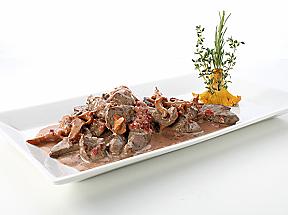 recette Emincé de chevreuil aux chanterelles et aux canneberges