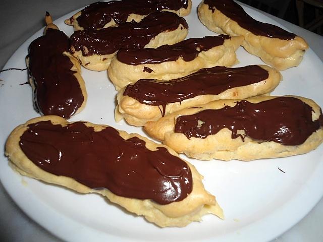 recette ÉCLAIRS PÂTISSIERS AU CHOCOLAT