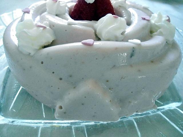 recette MOUSSE AU FROMAGE BLANC ET FRAISES