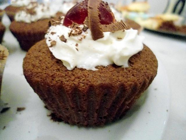 recette CUPCAKES FORET NOIRE