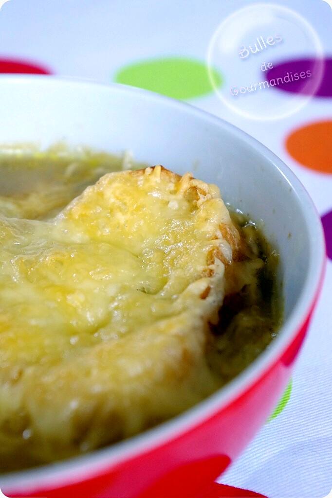 recette Soupe à l’oignon gratinée… la larme à l’oeil… mais de plaisir !