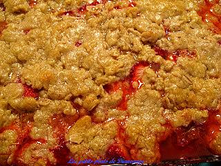 recette Croustade à la rhubarbe et aux fraises