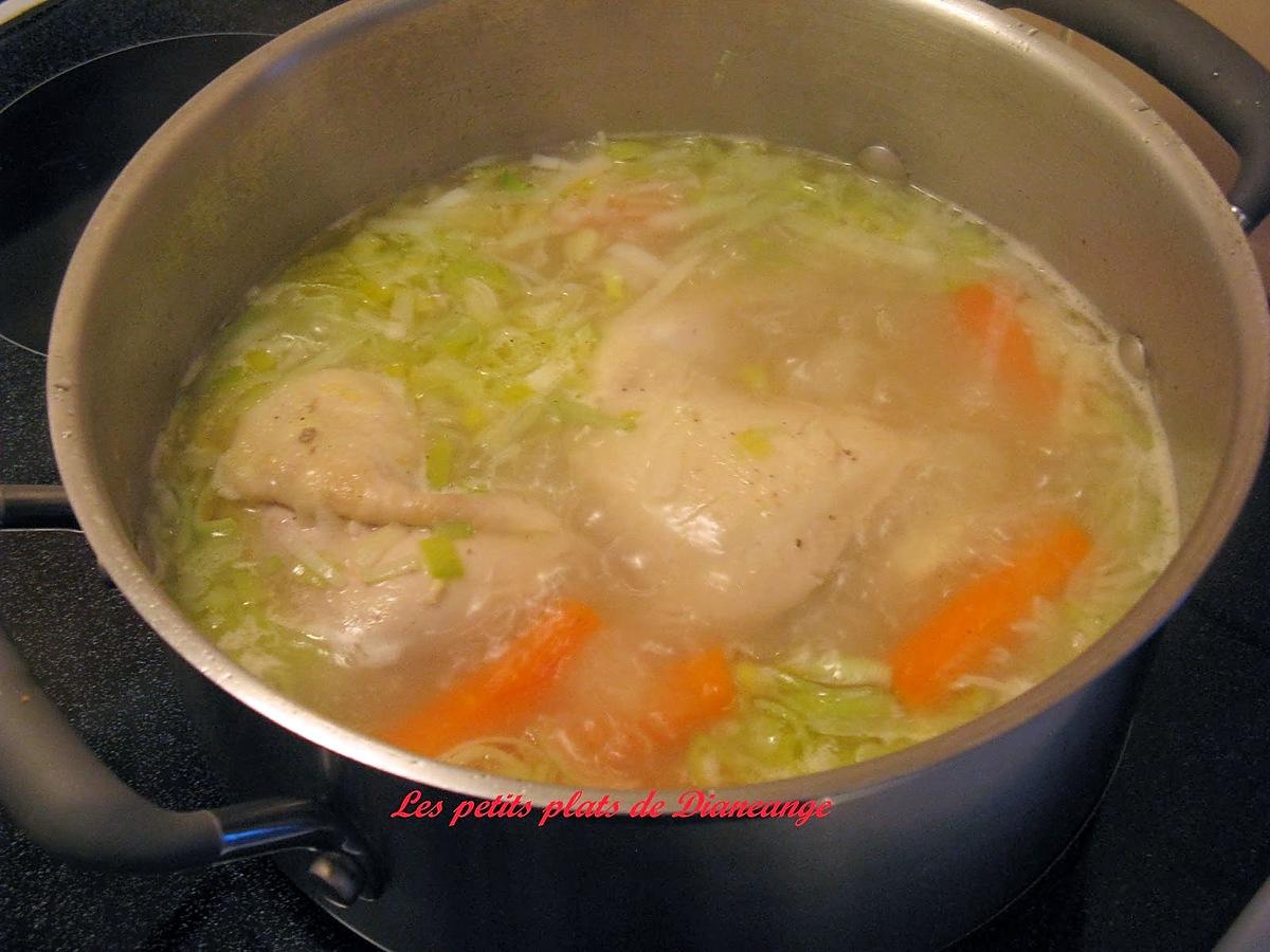 recette Soupe au poulet et choux frisé ( kale )
