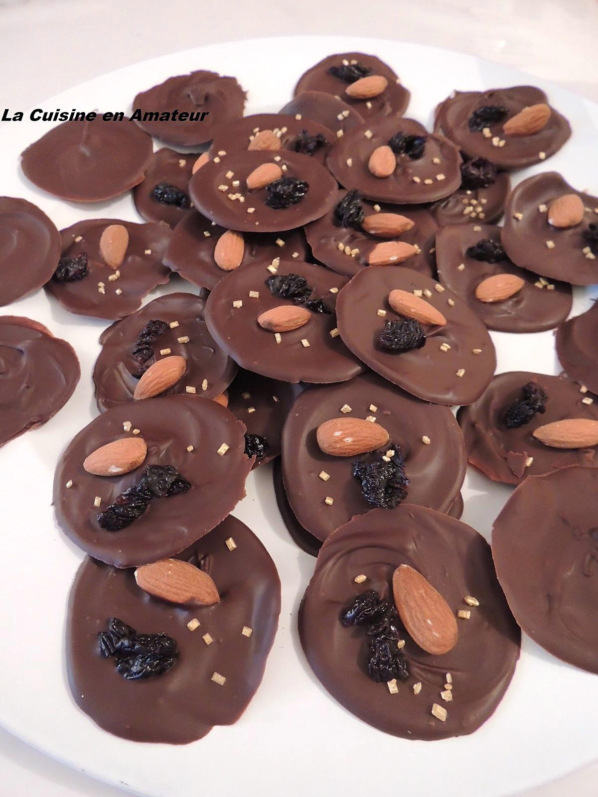 recette Les mendiants chocolat blanc et chocolat noir