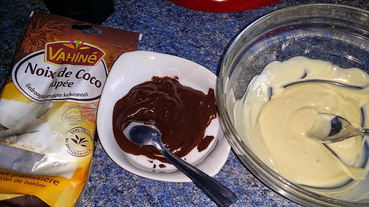 recette Chocolats blancs maison coeur noix de coco et chocolat noir