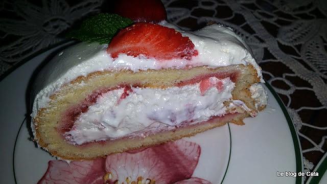 recette Roulé aux fraises - recette n°100 Merci à tous!!!