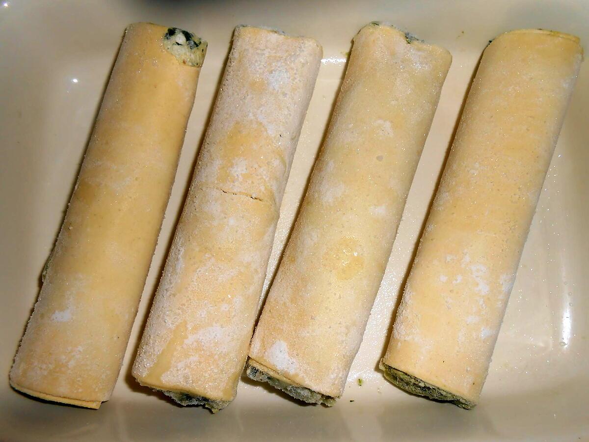 recette UN PETIT GRATINE DE CANNELLONI MAISON  AUX BLETTES SAUVAGES