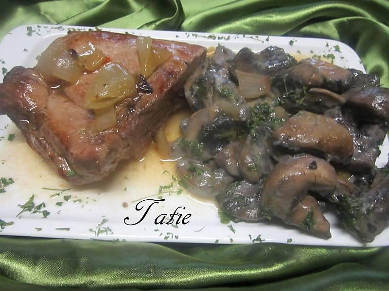 recette Épaule de porc avec os.aux champignons.