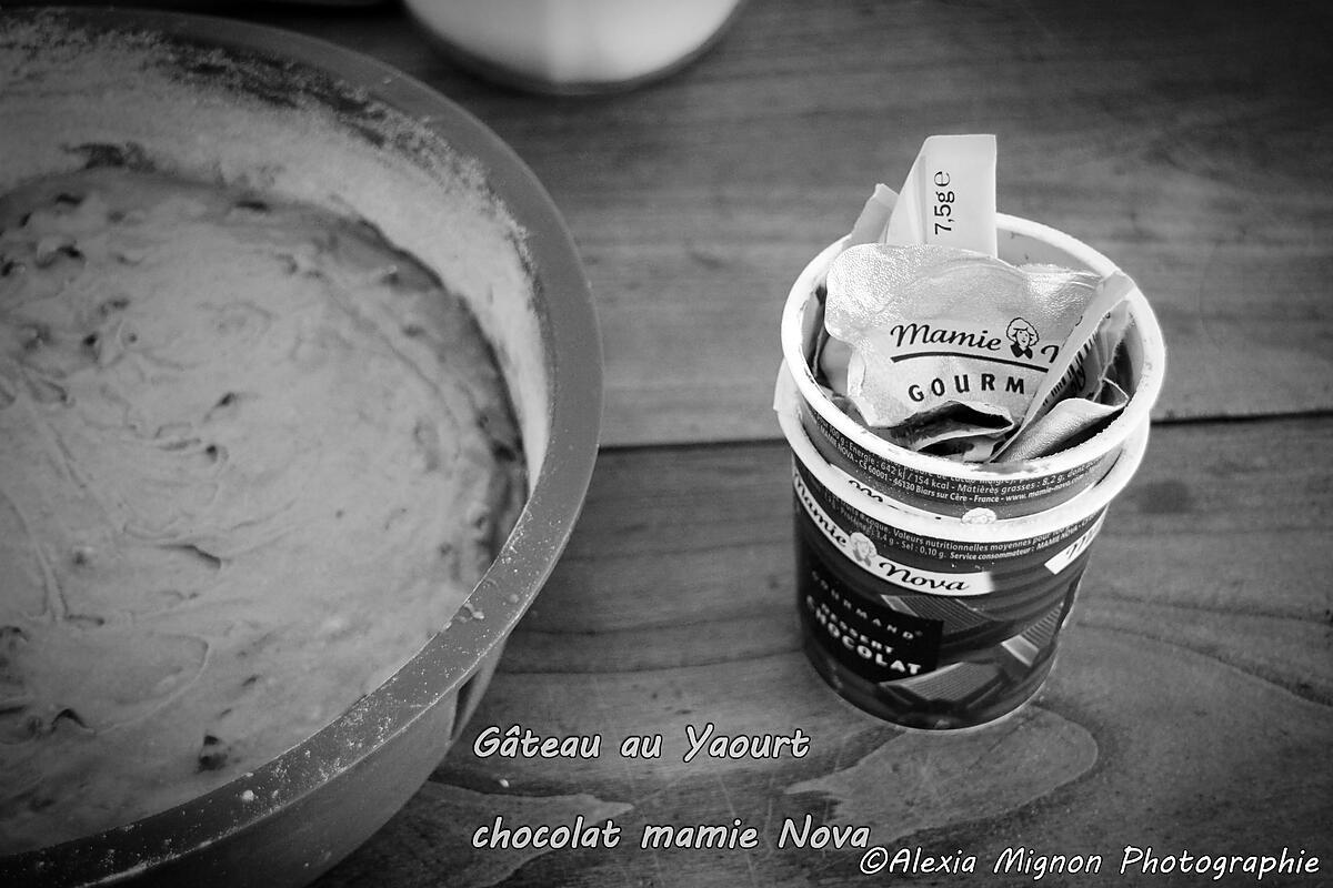 recette Gâteau au yaourt aux chocolats (mamie Nova)