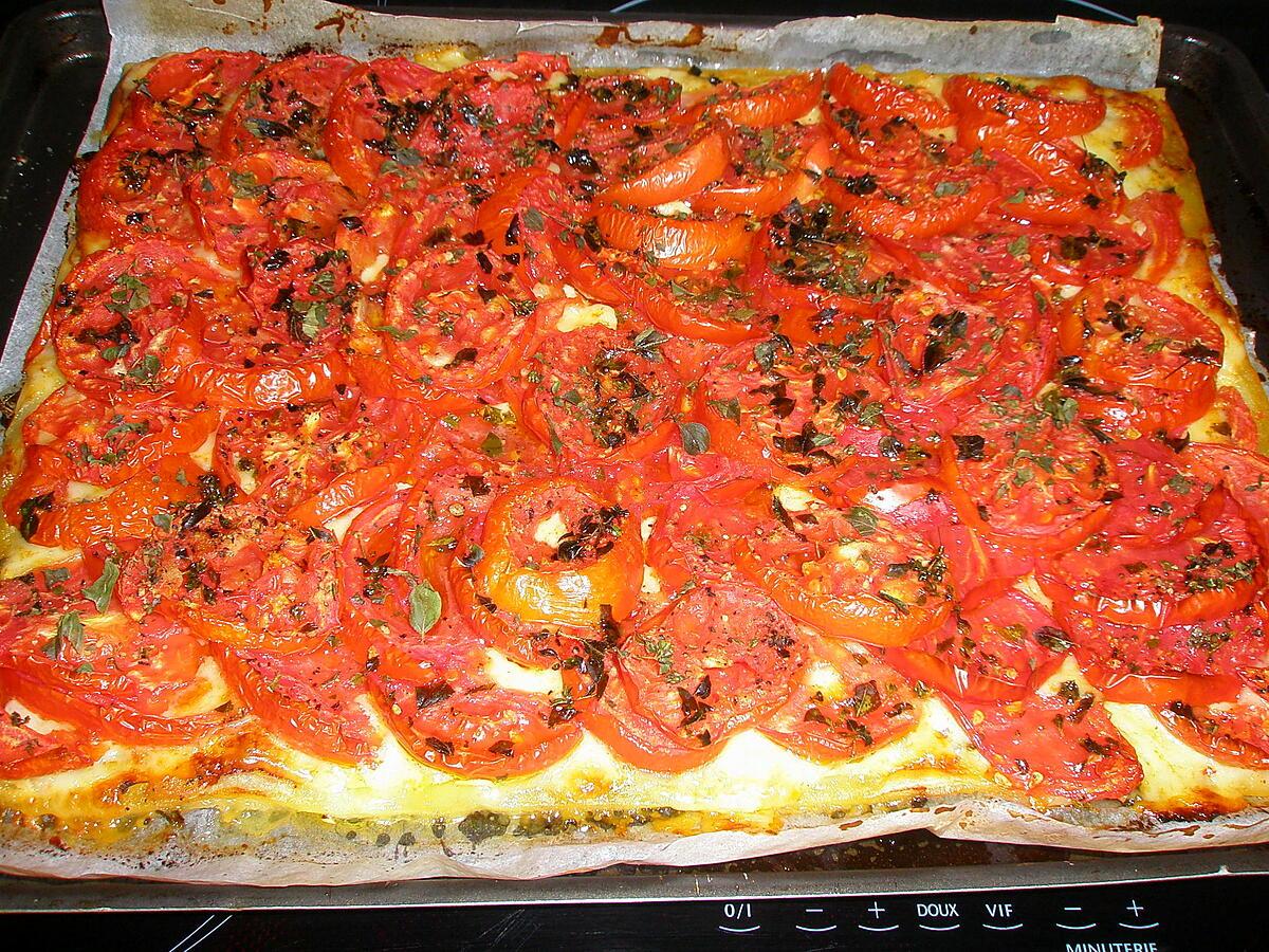 recette Tarte à la tomate et au cantal