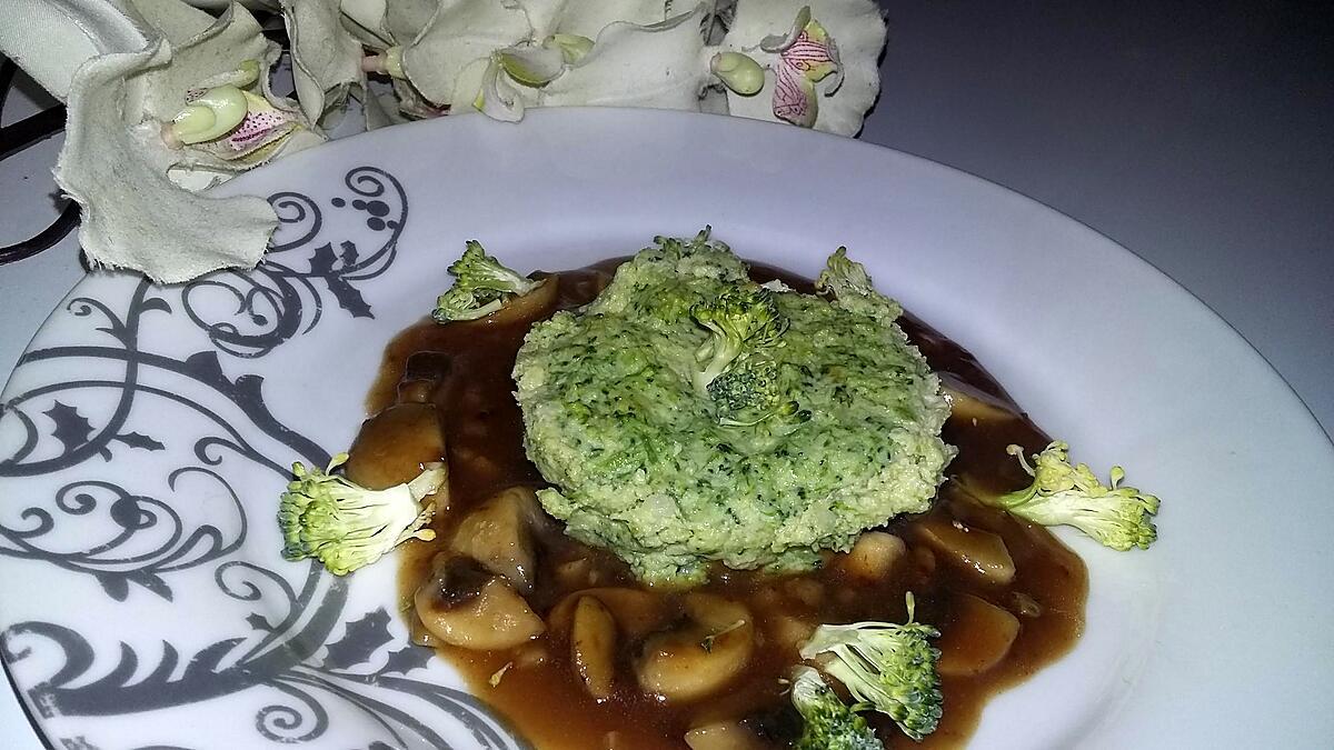 recette Flanc au brocolis sauce au champignon de Paris