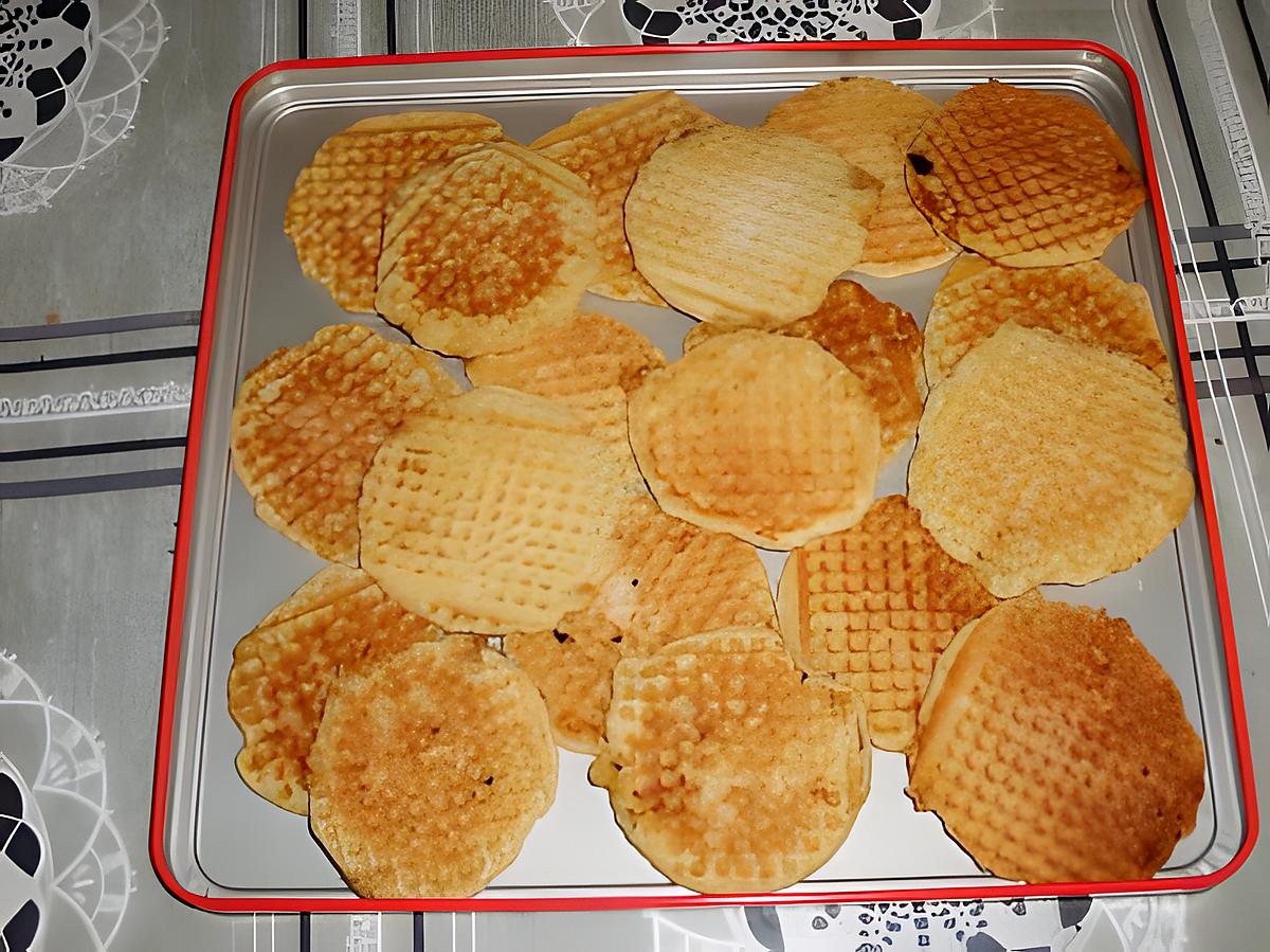 recette GALETTES FINES POUR LA NOUVELLE ANNEE