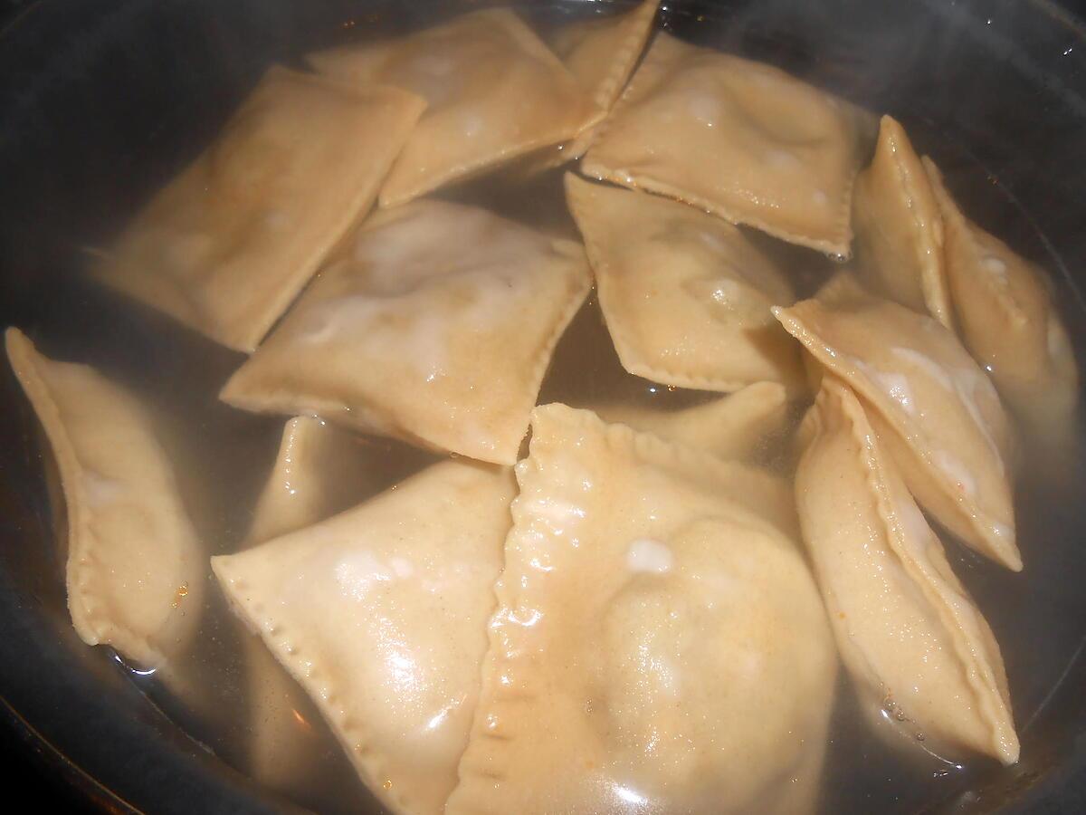 recette GROS RAVIOLI BLETTES SAUVAGES ET BROCCIU