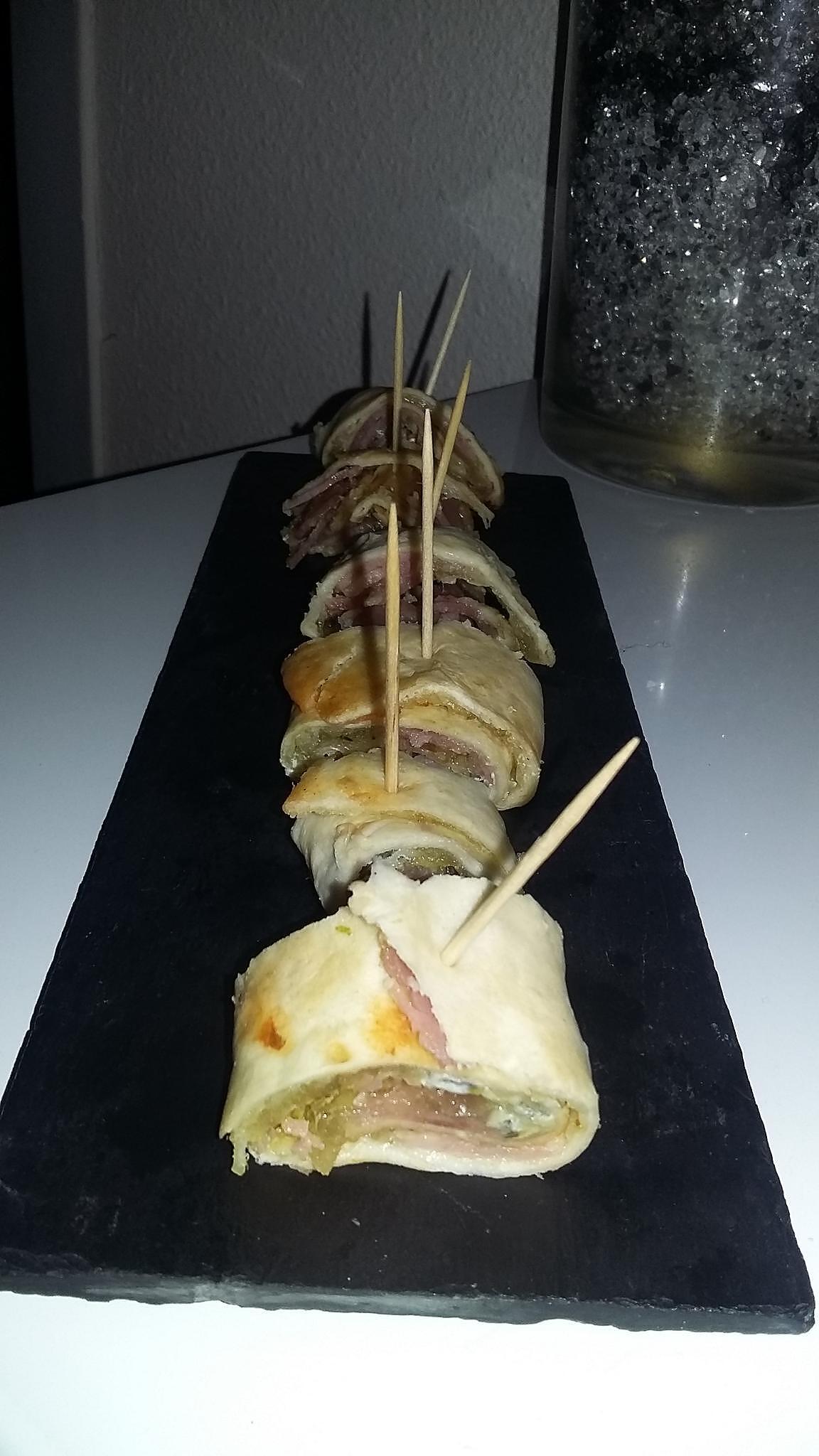 recette Pizza wrap roulé jambon fromage