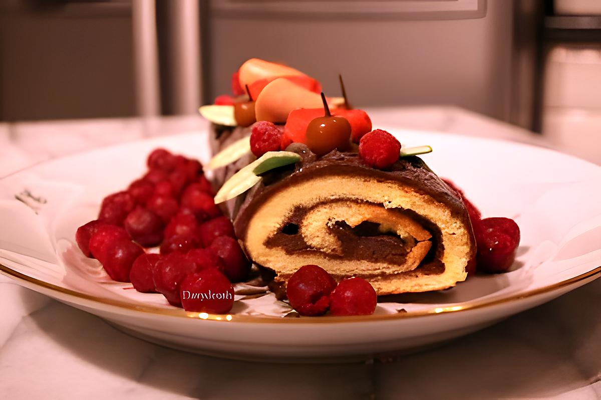 recette BÛCHE DE NOËL AU CHOCOLAT