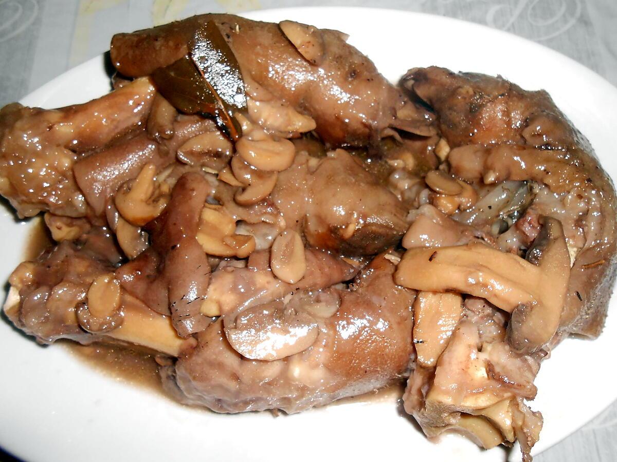 recette CIVET DE PIEDS DE PORC