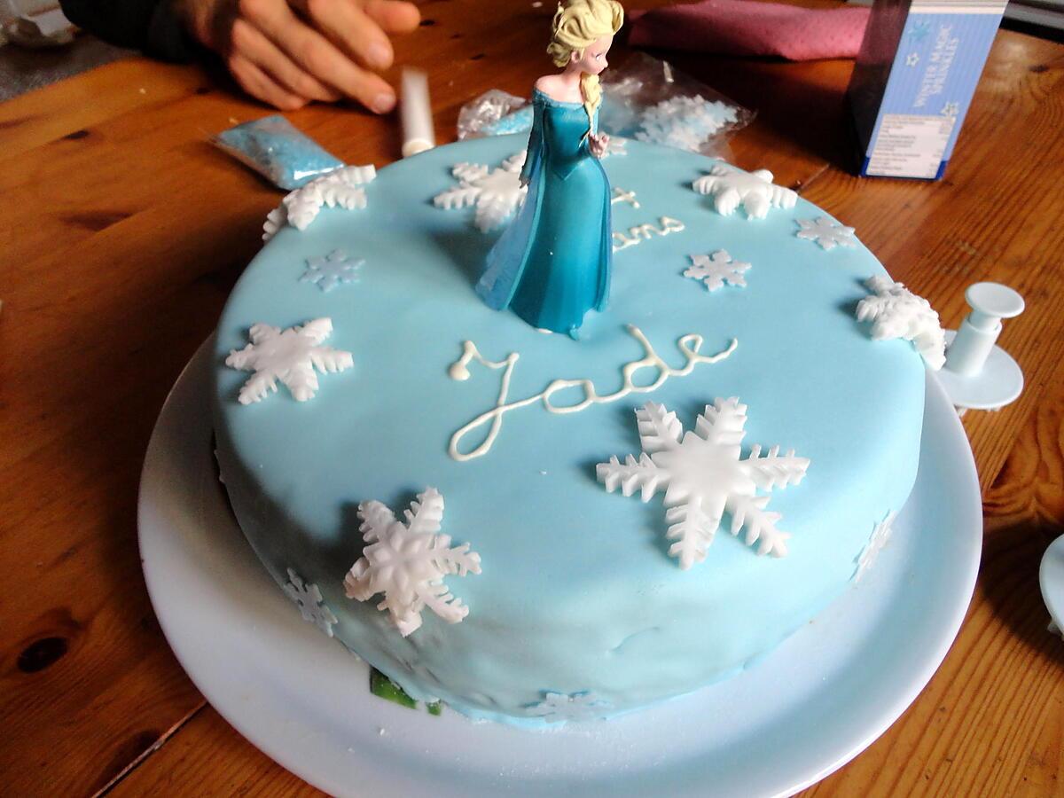 recette quatre quart de " PRISCA "gateau pour les 4 ans de jade "reine des neige "