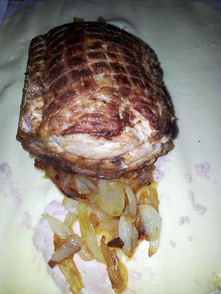 recette Rôti de porc  en croute farcies au foie gras et confiture d'oignons