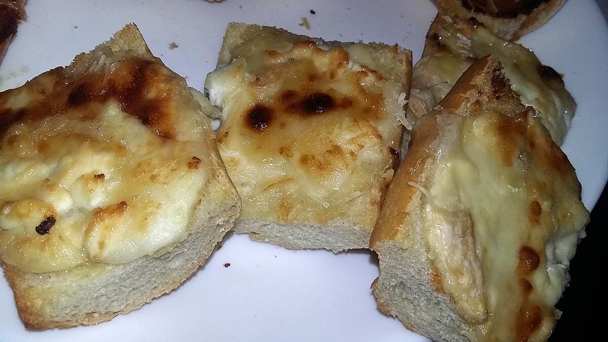 recette Tartines gratinées au chèvre miel