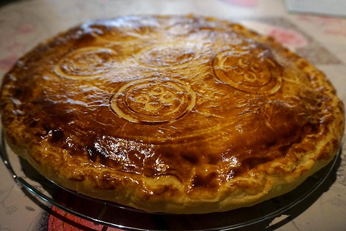 recette GALETTE DES ROIS À LA NOISETTE