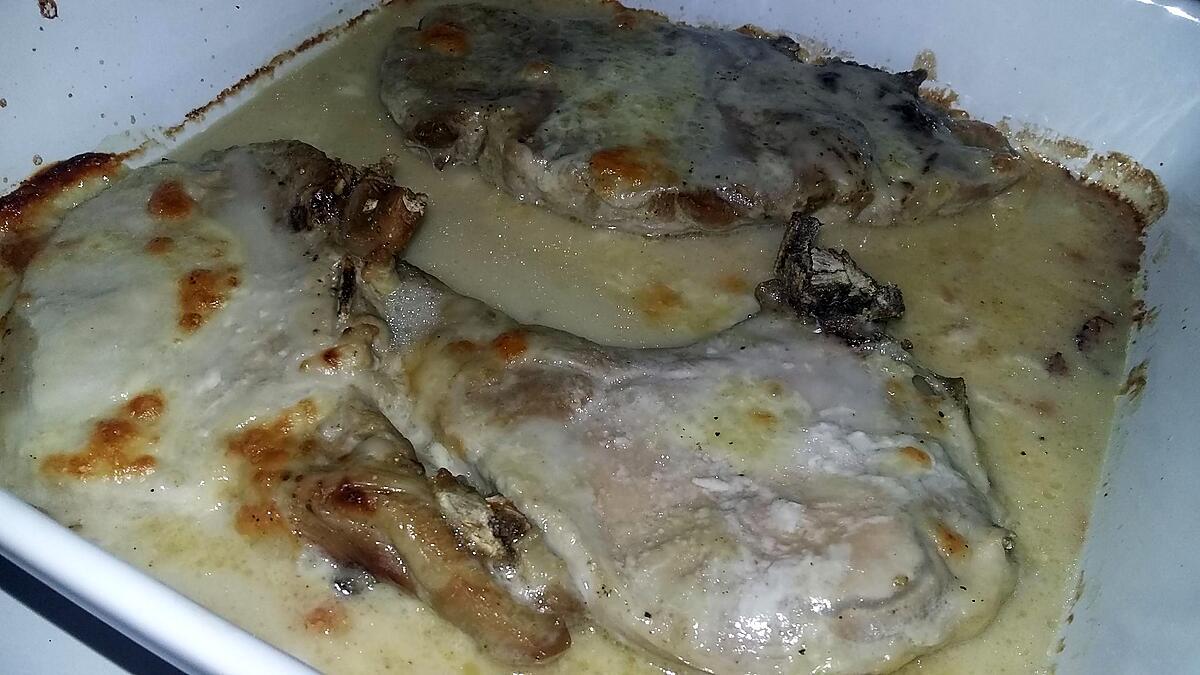 recette Côtes de porc gratinés au 3 fromages