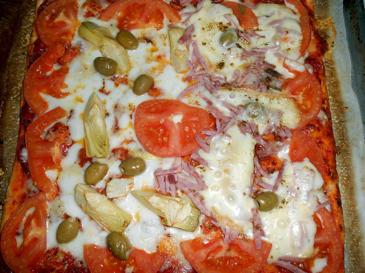 recette PIZZA DUO TOMATE ARTICHAUT/JAMBON MUNSTER