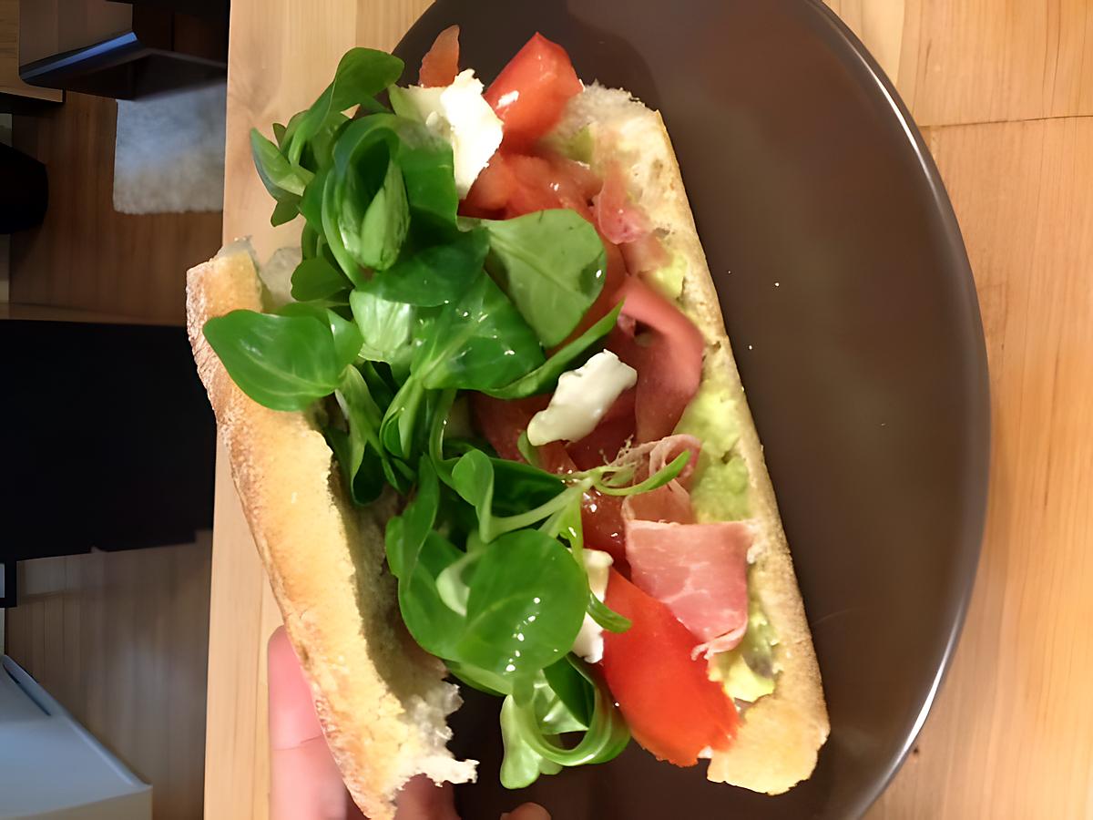 recette Sandwich sur le pouce : Guacamole Serrano Chèvre