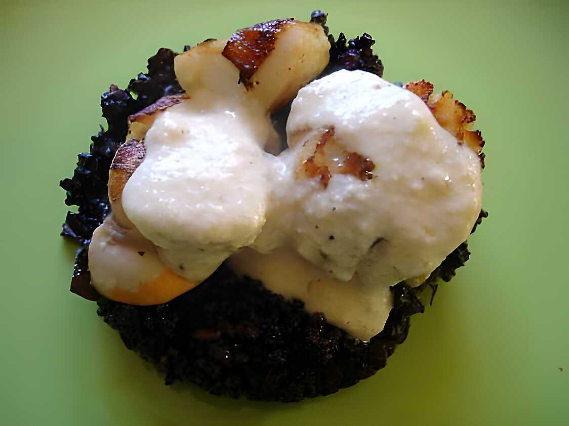 Recette de NOIX DE SAINT JACQUES RISOTTO RIZ VENERE SAUCE PARMESAN