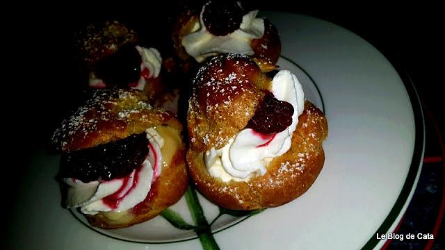 recette Petits Choux à la crème pâtissière, chantilly et framboises