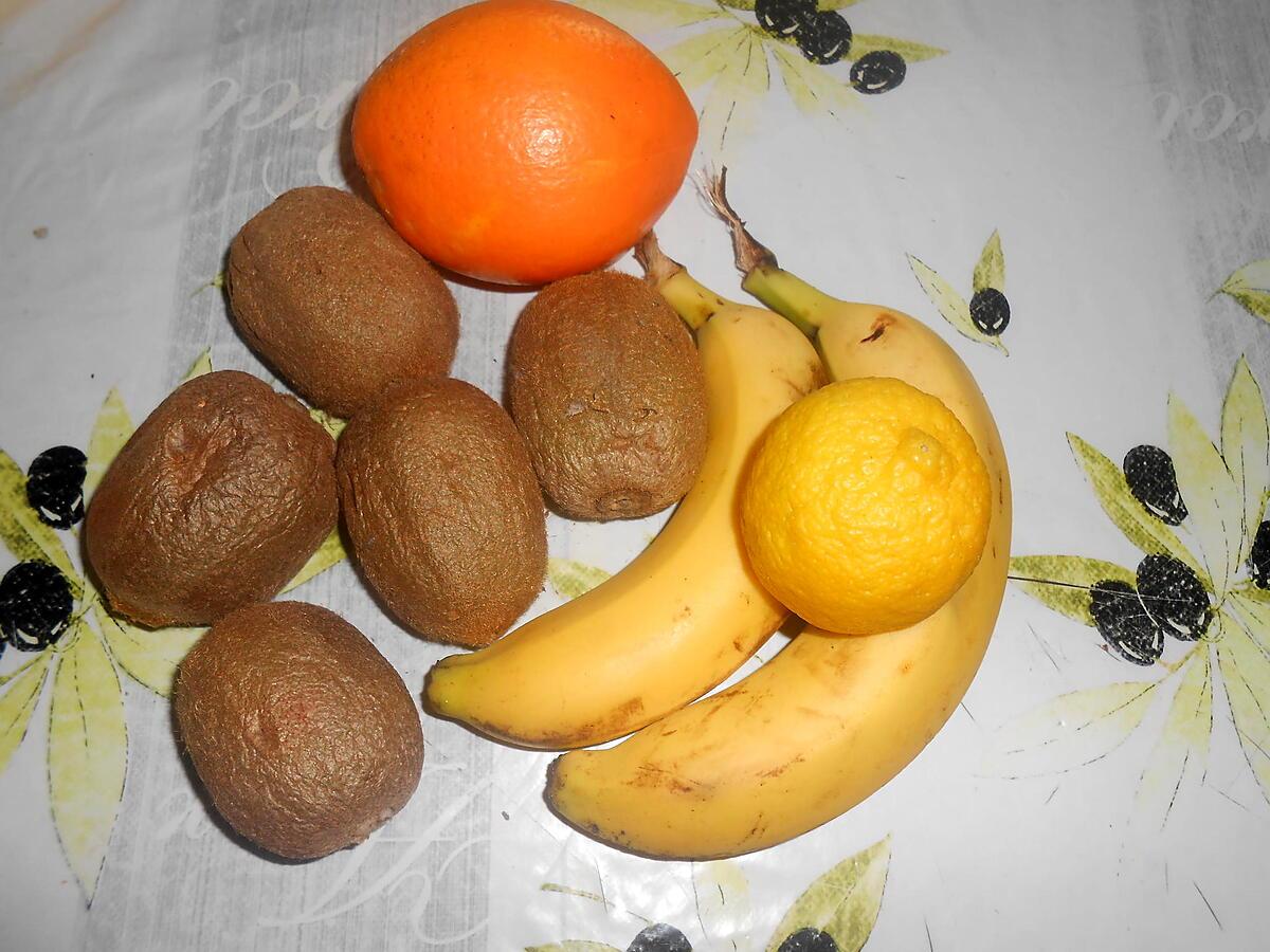 recette SALADE DE FRUITS BANANE KIWI ORANGE