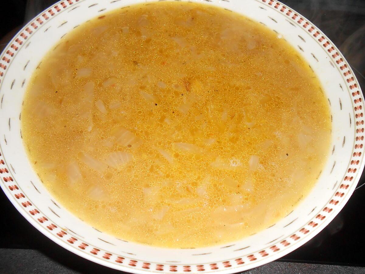 recette SOUPE A L'OIGNON GRATINEE AU REBLOCHON