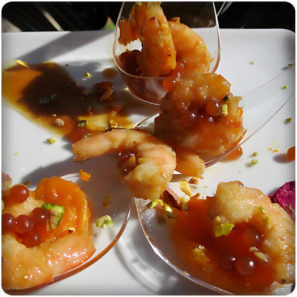 recette Cuillères cocktail de gambas + suprêmes de mandarines, avec des éclats de pistaches