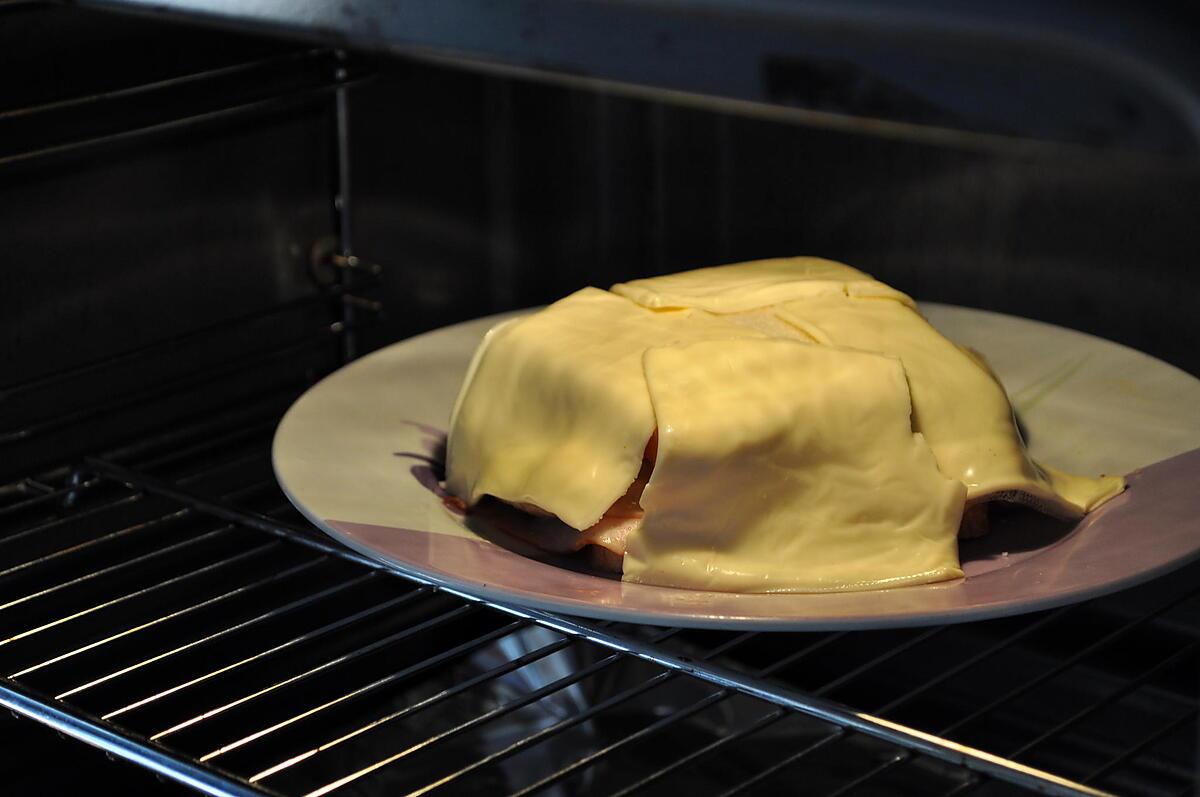 recette Francesinha, de Porto.