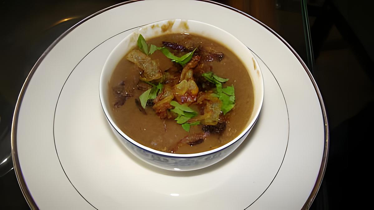 recette Soupe de lentilles à l'ail (égyptienne)