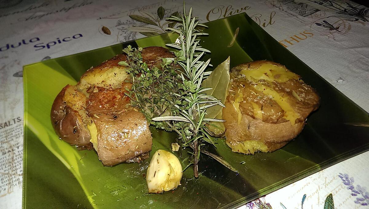 recette Mes pommes de terre préférées aux herbes thym & romarin