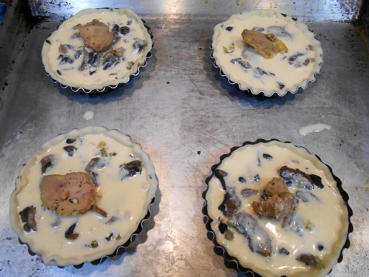 recette TARTELETTES AUX CHAMPIGNONS ET FOIE GRAS