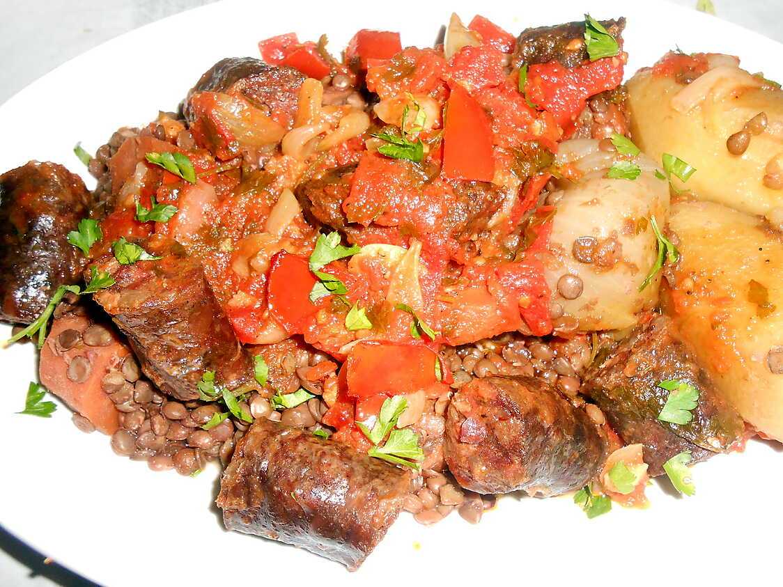 Recette de FIGATELLU EN RAGOUT ET LENTILLES