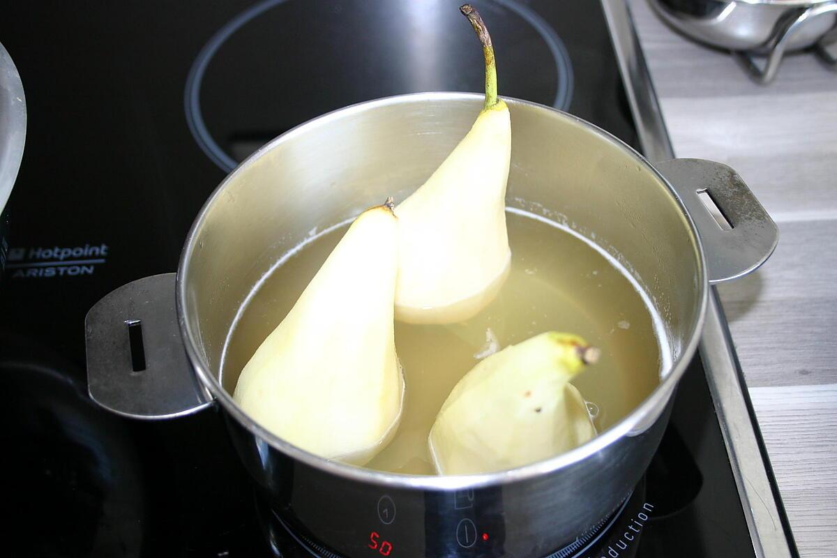 recette Médaillon de Foie Gras aux Poires Pochées