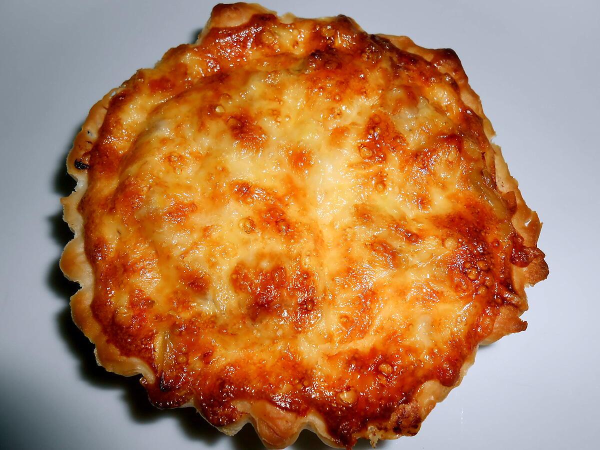 recette TARTELETTES OIGNONS LARDONS